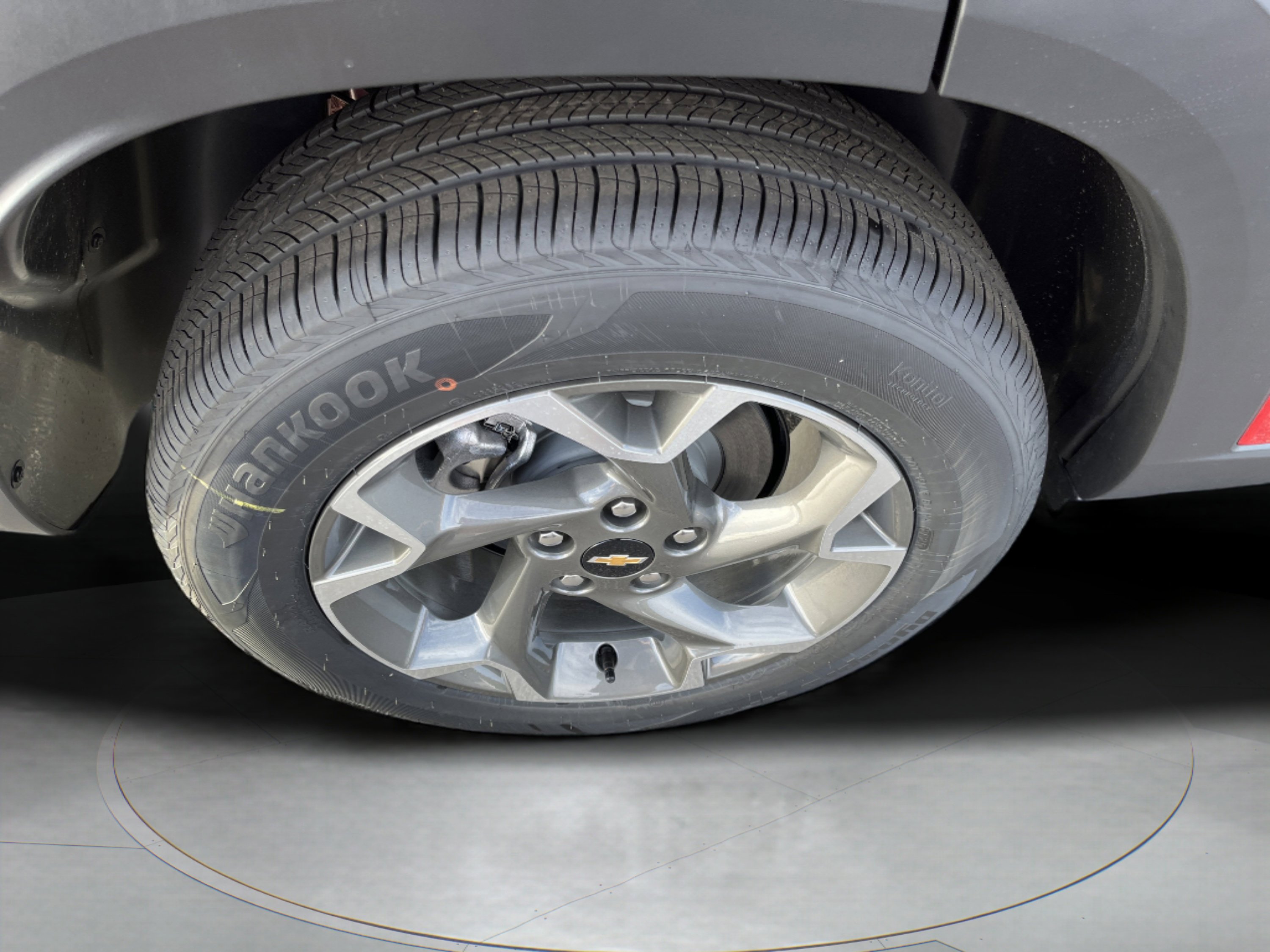 New 2026 Chevrolet Trax LT image 9