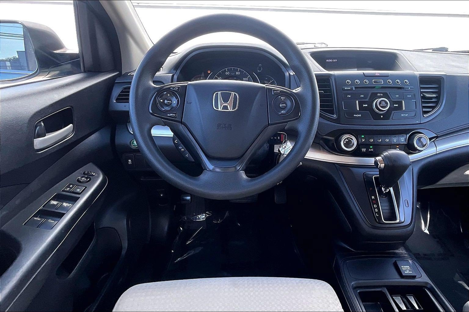 Used 2016 Honda CR-V SE image 6