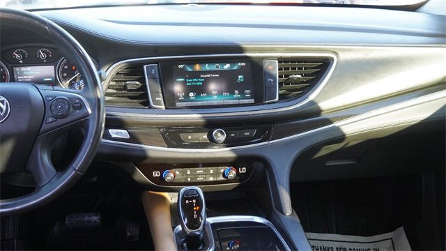 Used 2019 Buick Enclave Essence w/ LPO, Sport Appearance Package image 17