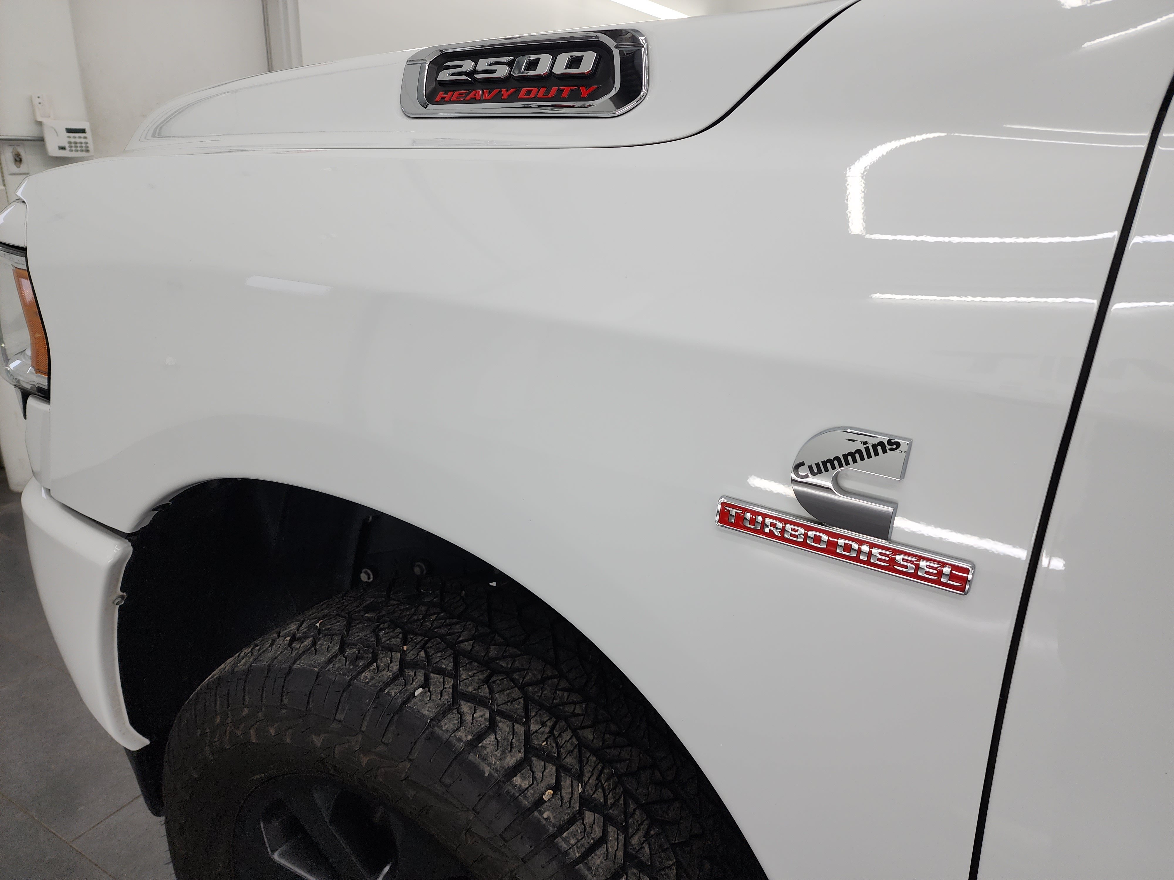 Used 2023 RAM 2500 Big Horn w/ Level 1 Equipment Group AWD/4WD image 32