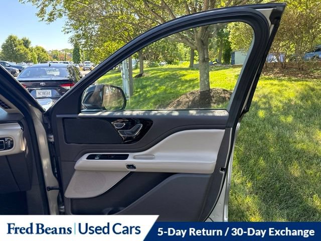 Certified 2023 Lincoln Aviator AWD w/ Premium Package image 21