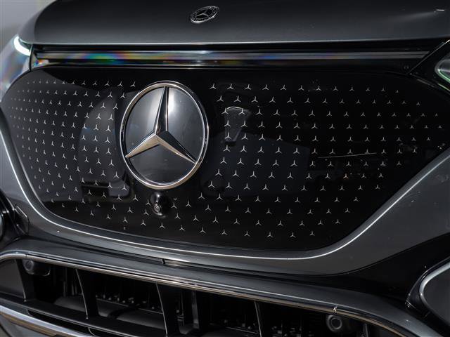 Used 2023 Mercedes-Benz EQE 500 4MATIC SUV image 13