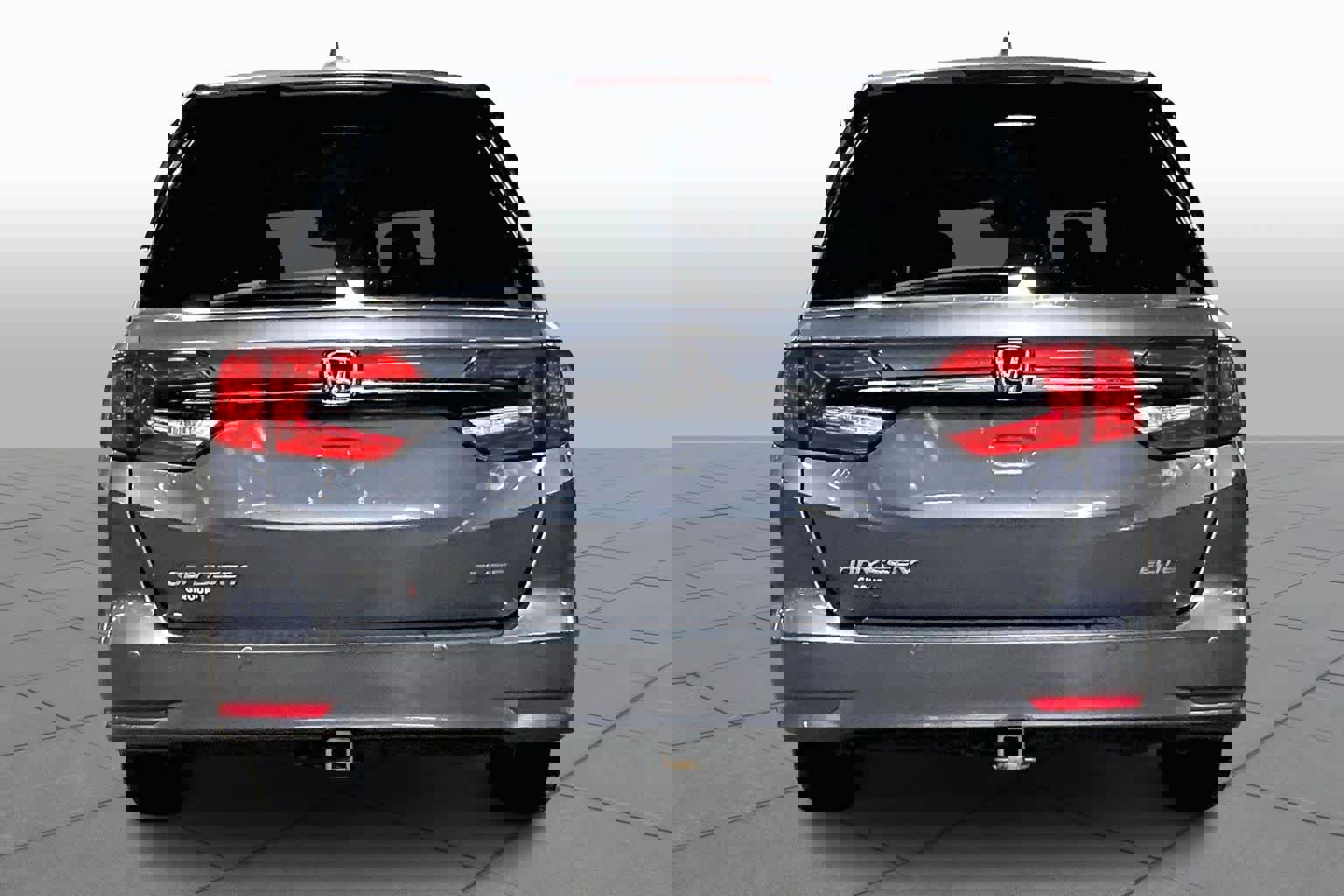 Used 2023 Honda Odyssey Elite image 4