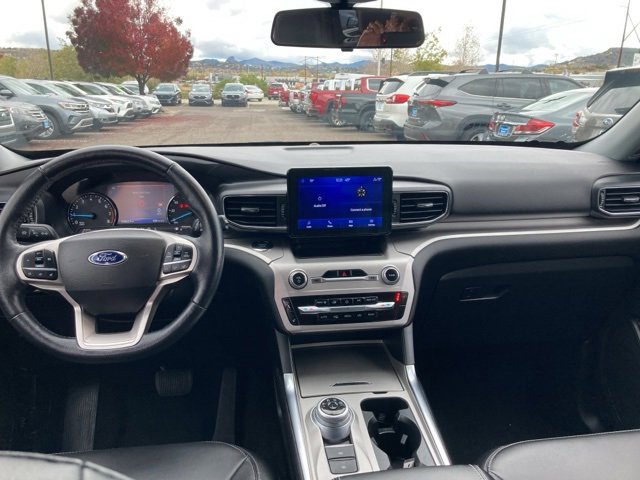 Used 2022 Ford Explorer XLT w/ Equipment Group 202A image 23