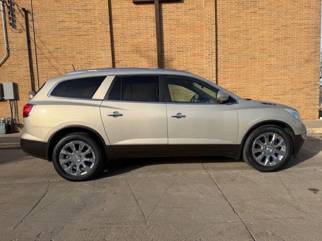 Used 2011 Buick Enclave CXL w/ Trailering Provision Package image 2