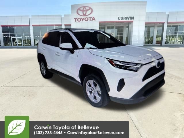 Used 2025 Toyota RAV4 XLE image 24