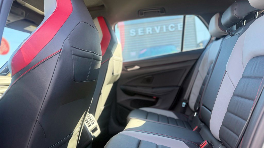 Used 2024 Volkswagen GTI SE FWD image 22