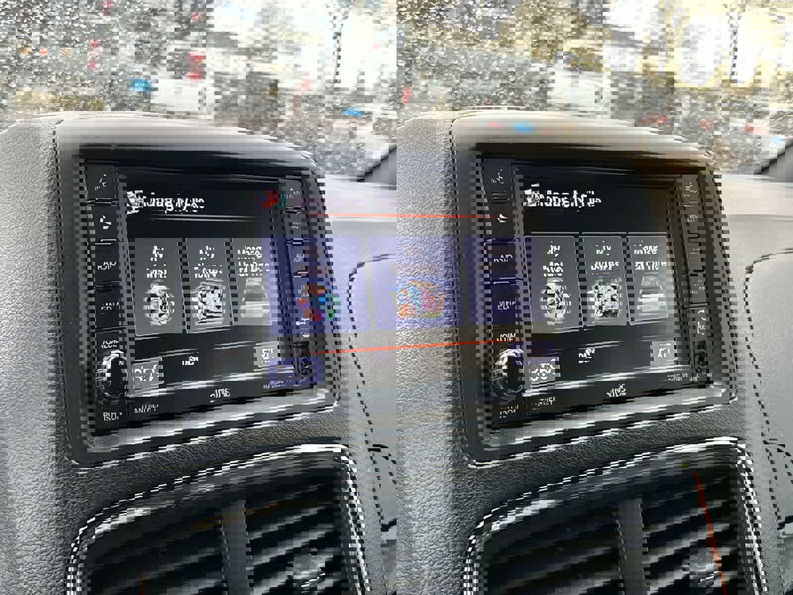 Used 2019 Dodge Grand Caravan SXT image 15