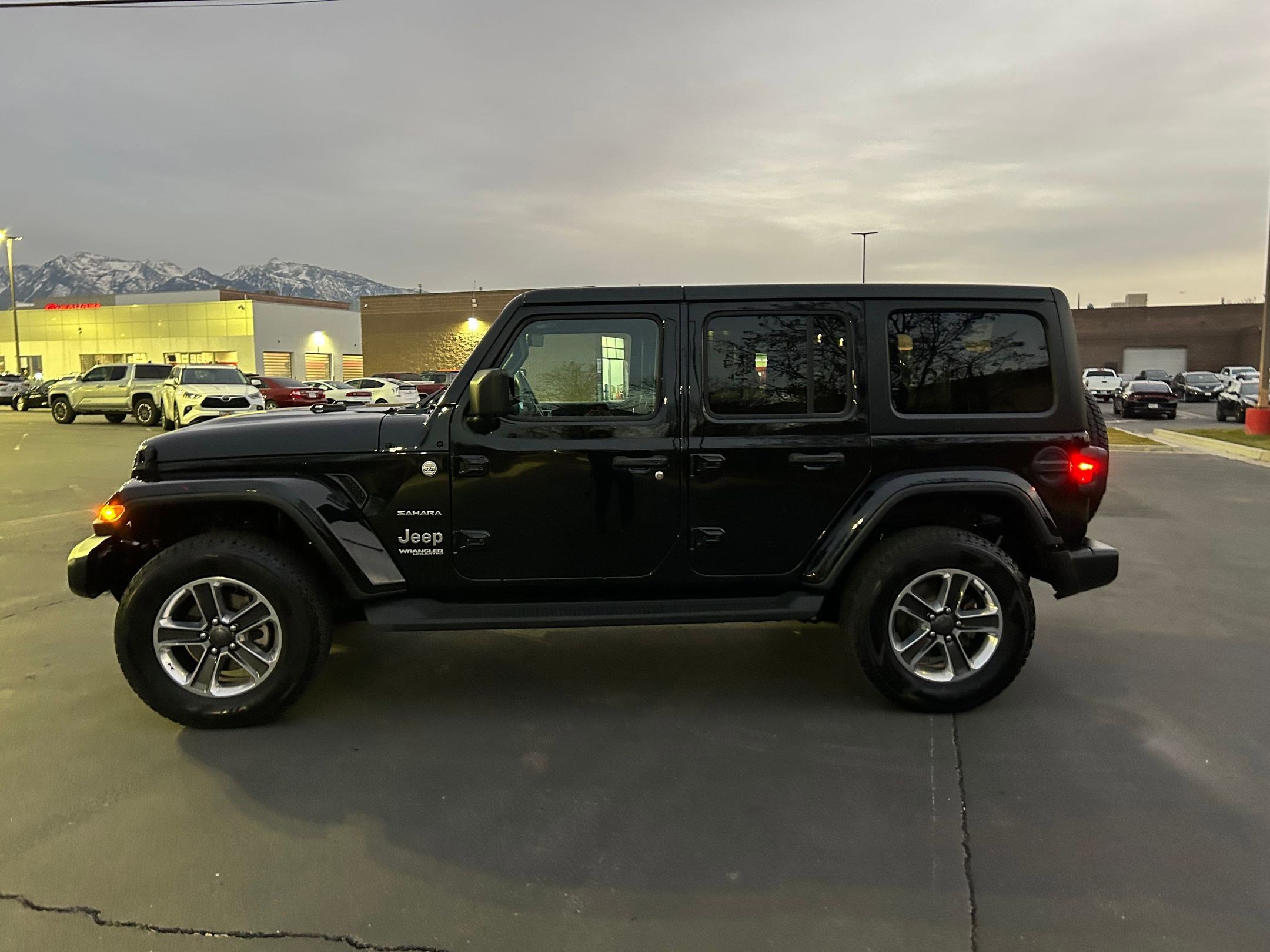 Used 2022 Jeep Wrangler Unlimited Sahara w/ Cold Weather Group image 2