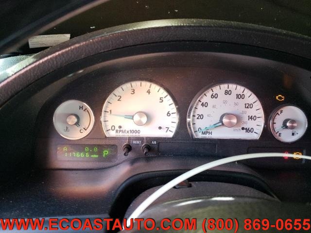 Used 2004 Ford Thunderbird Deluxe RWD image 10