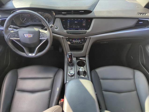Used 2023 Cadillac XT6 Luxury image 17