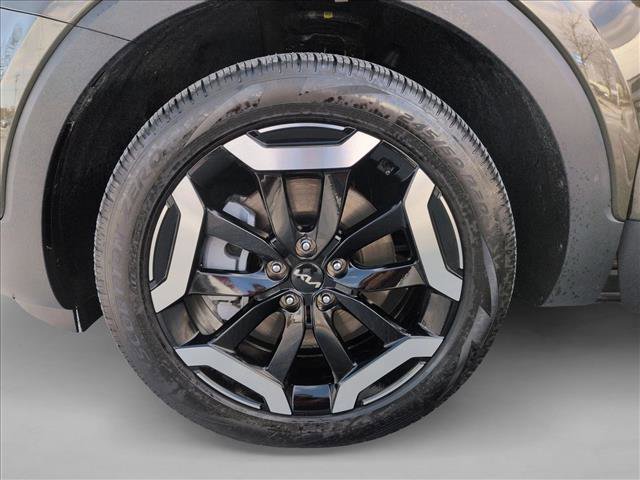 Used 2025 Kia Telluride S image 26