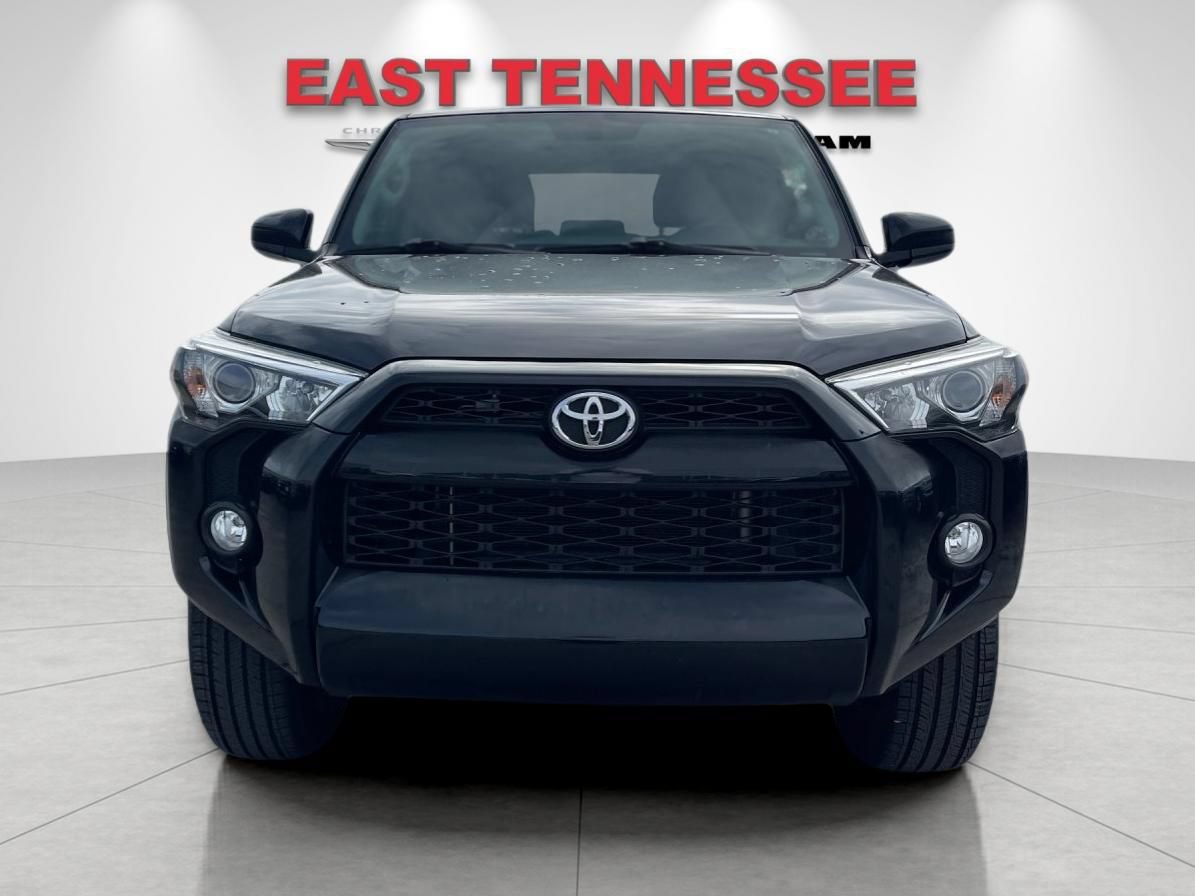 Used 2019 Toyota 4Runner SR5 AWD/4WD image 9