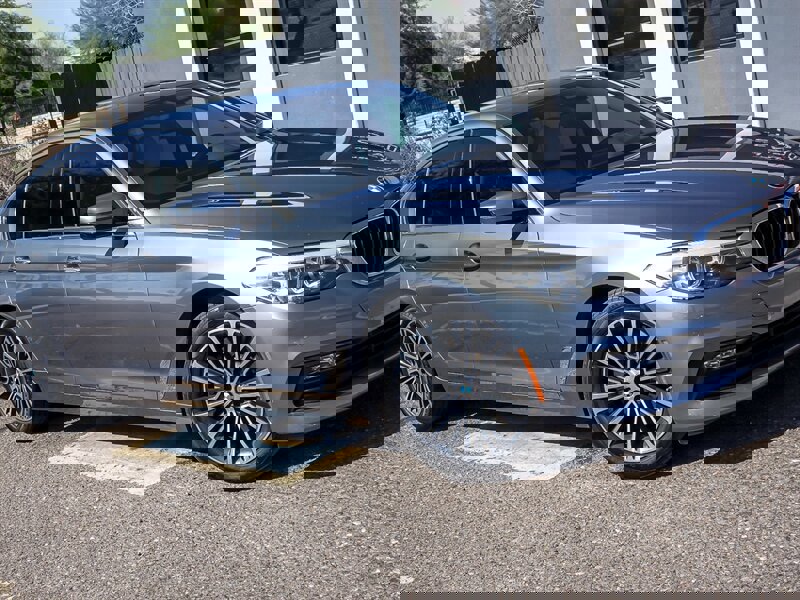 Used 2018 BMW 530i w/ Premium Package image 5