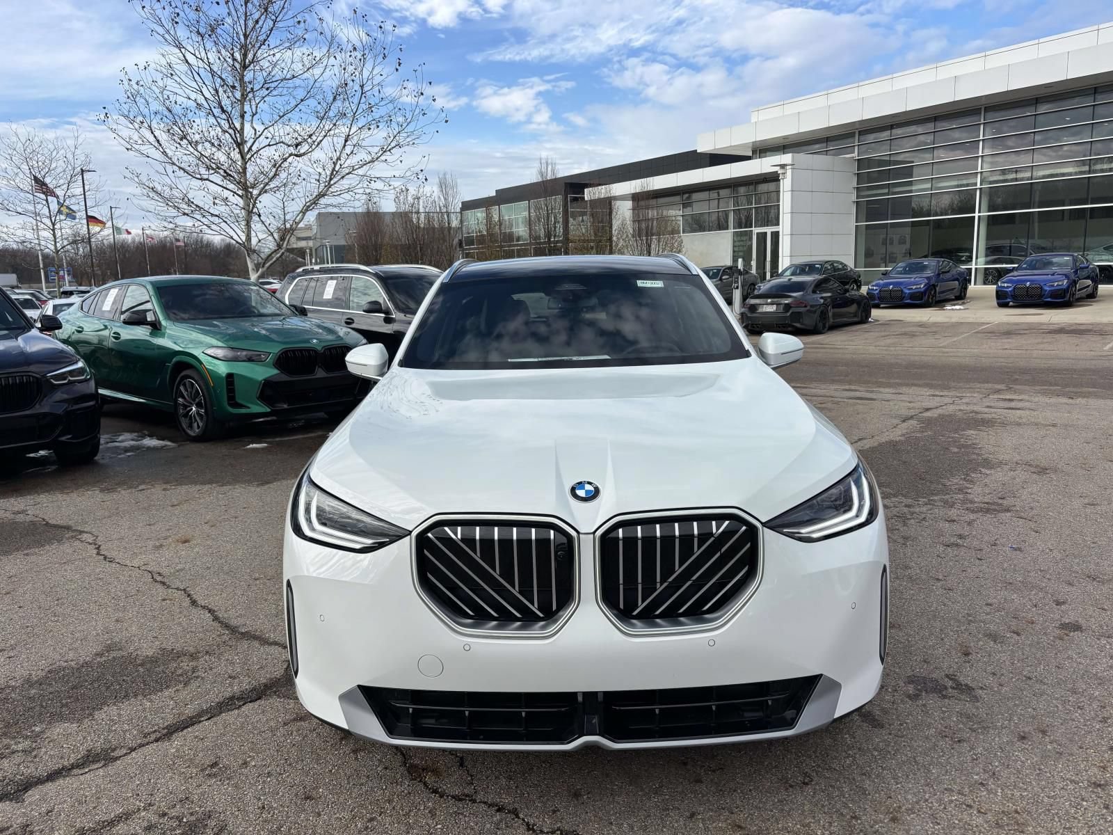 New 2026 BMW X3 xDrive30 w/ Premium Package AWD/4WD image 2