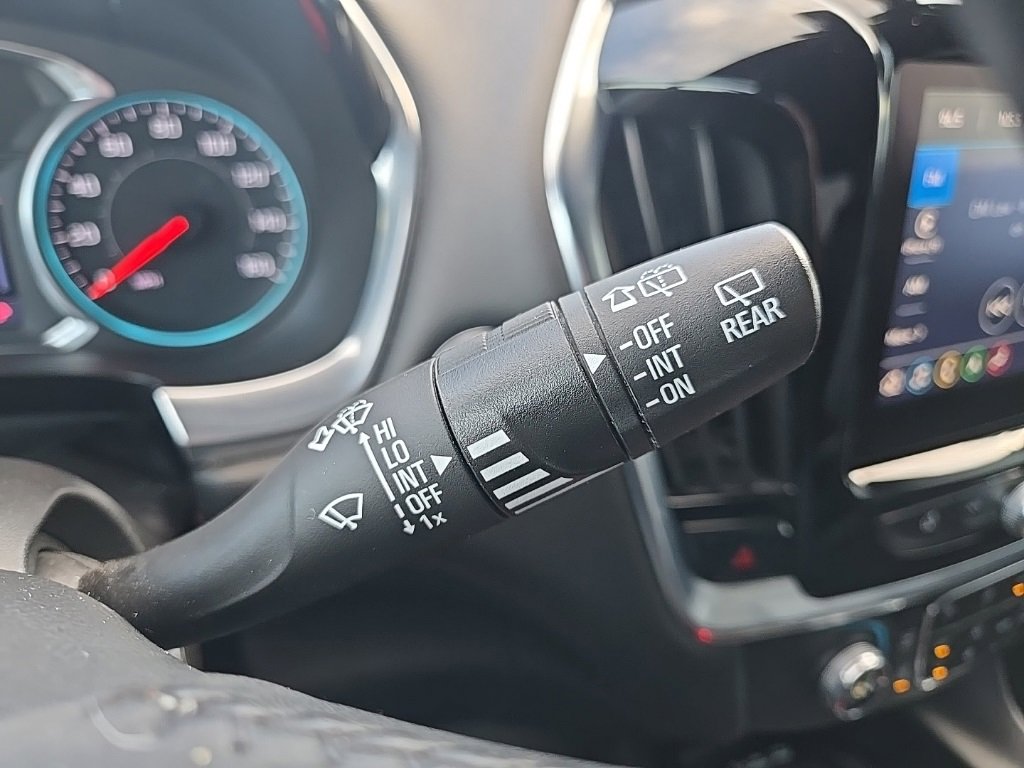 Used 2022 Chevrolet Traverse RS image 44