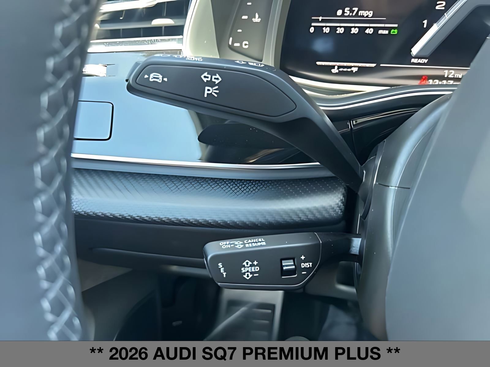 New 2026 Audi SQ7 Premium Plus AWD/4WD image 25