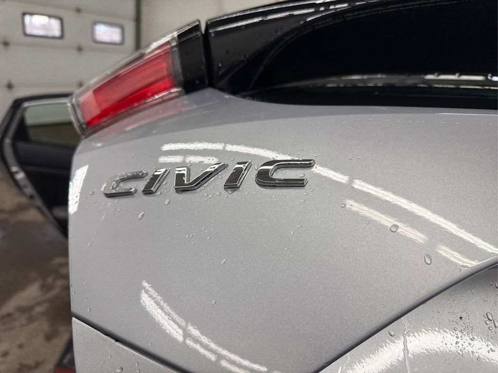 Used 2019 Honda Civic EX image 14