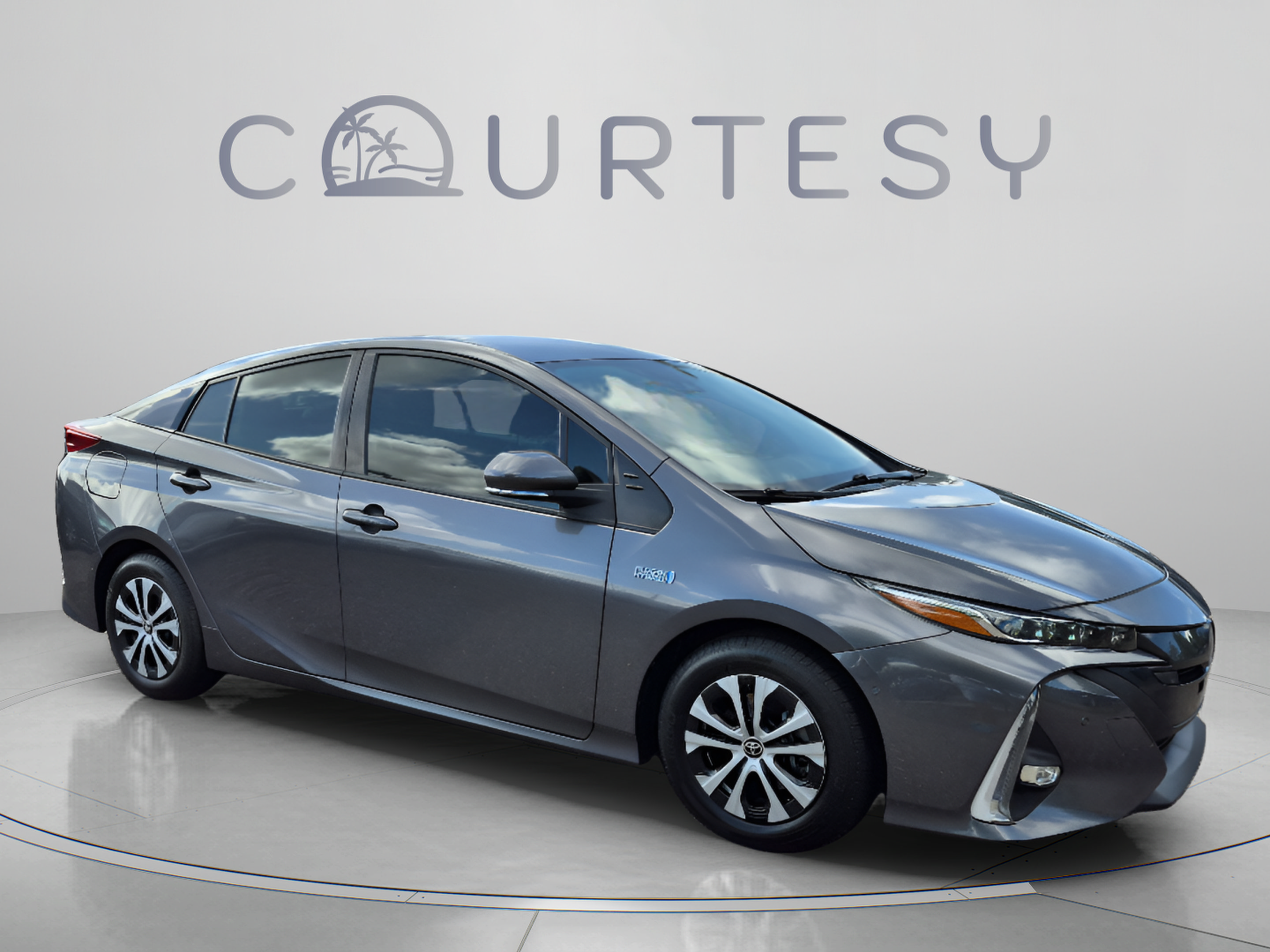 Used 2022 Toyota Prius Prime Limited FWD image 9