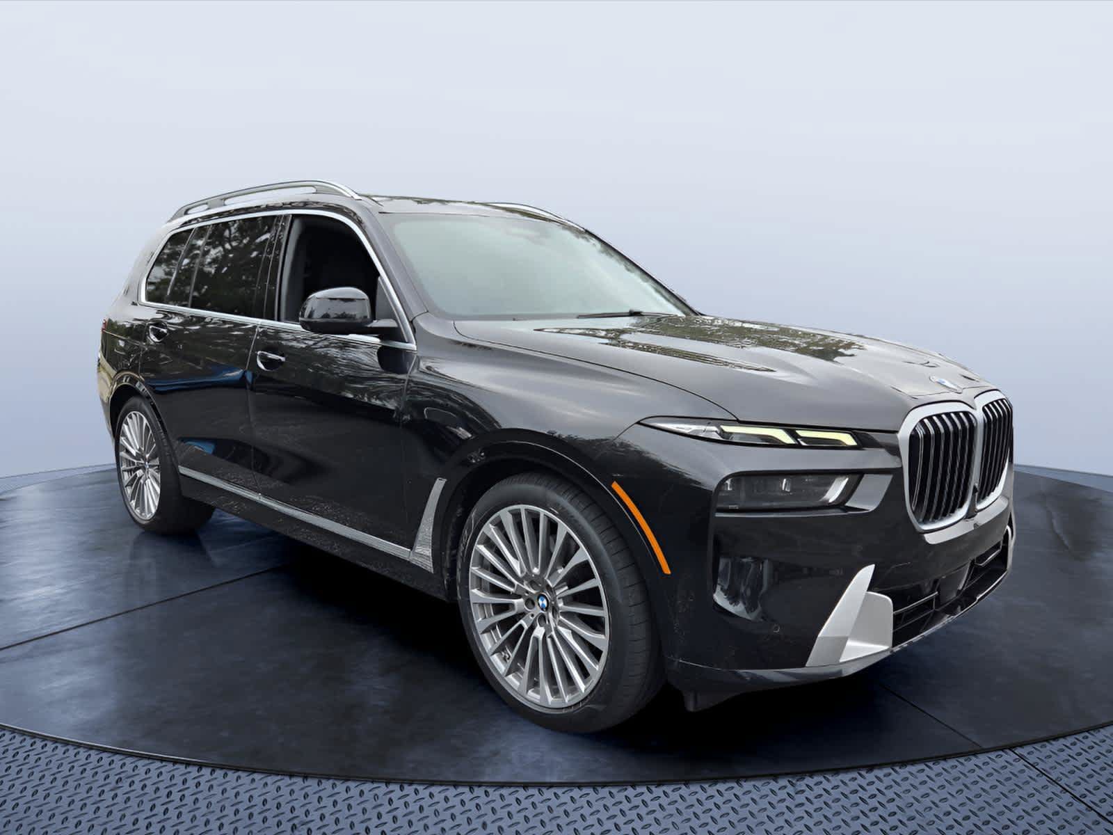 Certified 2024 BMW X7 xDrive40i w/ Executive Package AWD/4WD image 1