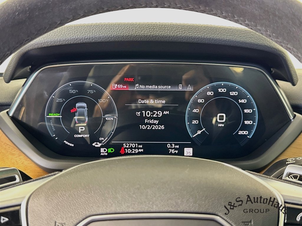 Used 2023 Audi e-tron GT Premium Plus AWD/4WD image 15