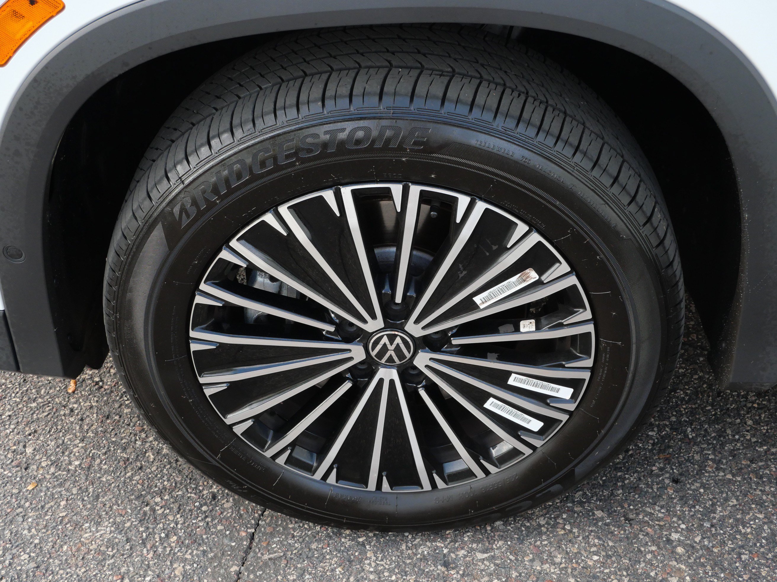 Certified 2025 Volkswagen Tiguan S w/ 18" Wheel Package AWD/4WD image 15