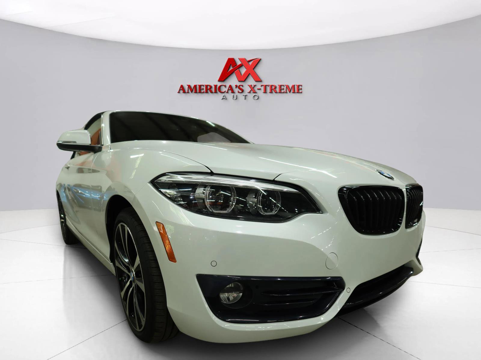 Used 2020 BMW 230i Convertible w/ Premium Package RWD image 12