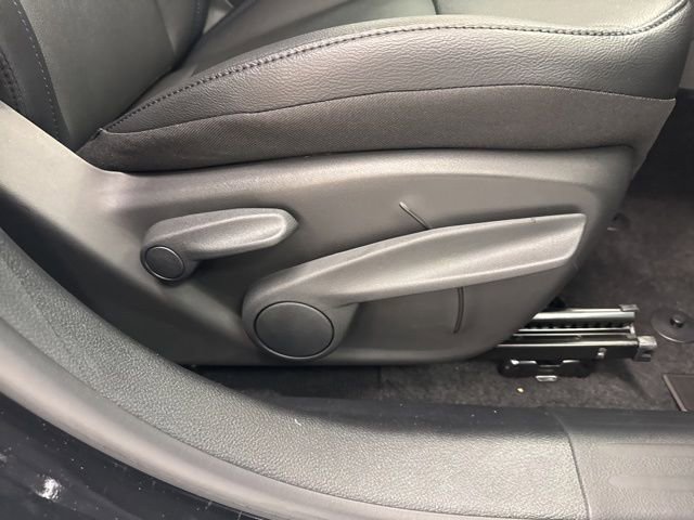 New 2026 Jeep Compass Limited image 24