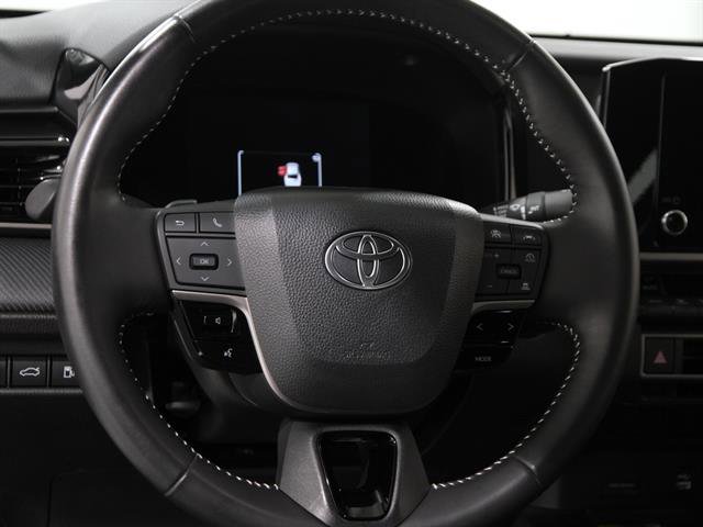 Used 2025 Toyota Camry SE image 7