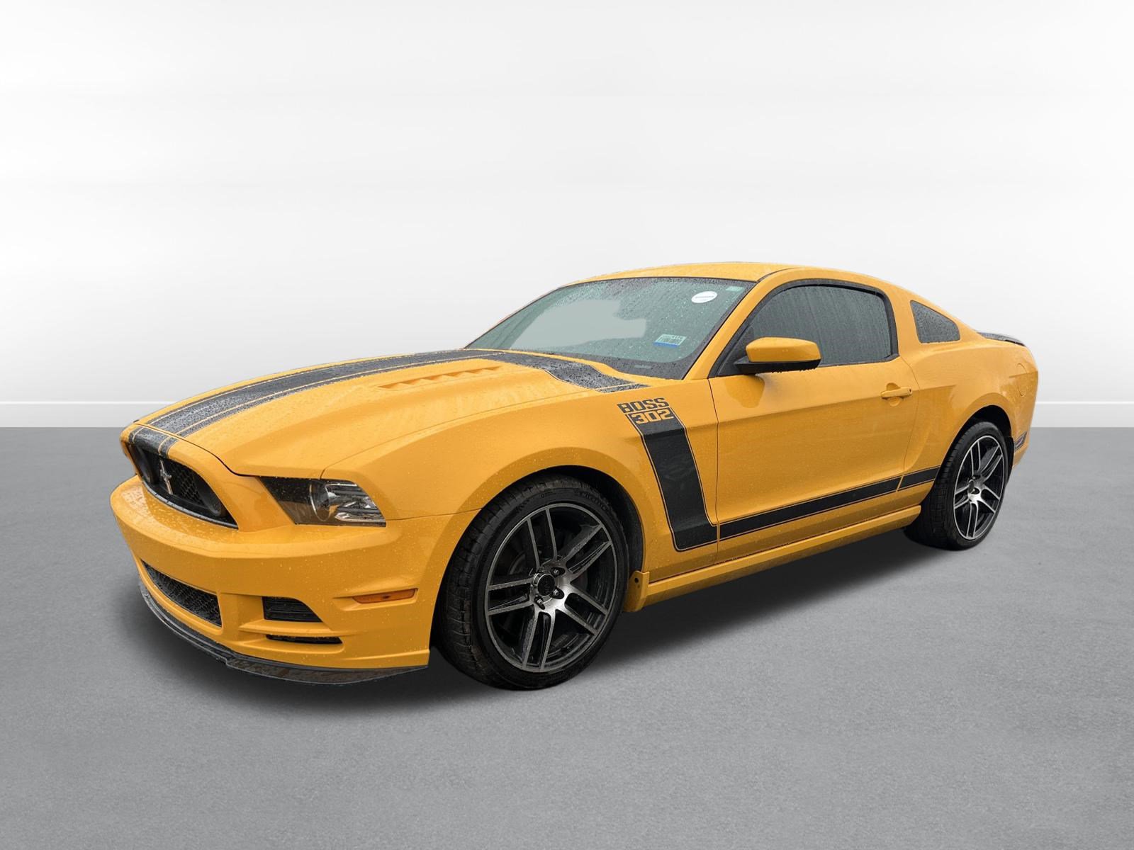 Used 2013 Ford Mustang Boss 302 w/ Boss 302 Accessory Pkg RWD image 2