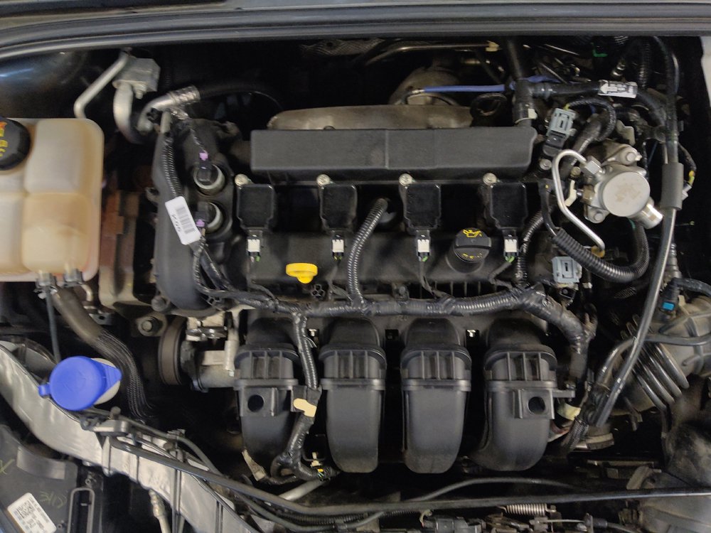 Used 2018 Ford Focus Titanium w/ Titanium Technology Package FWD image 30
