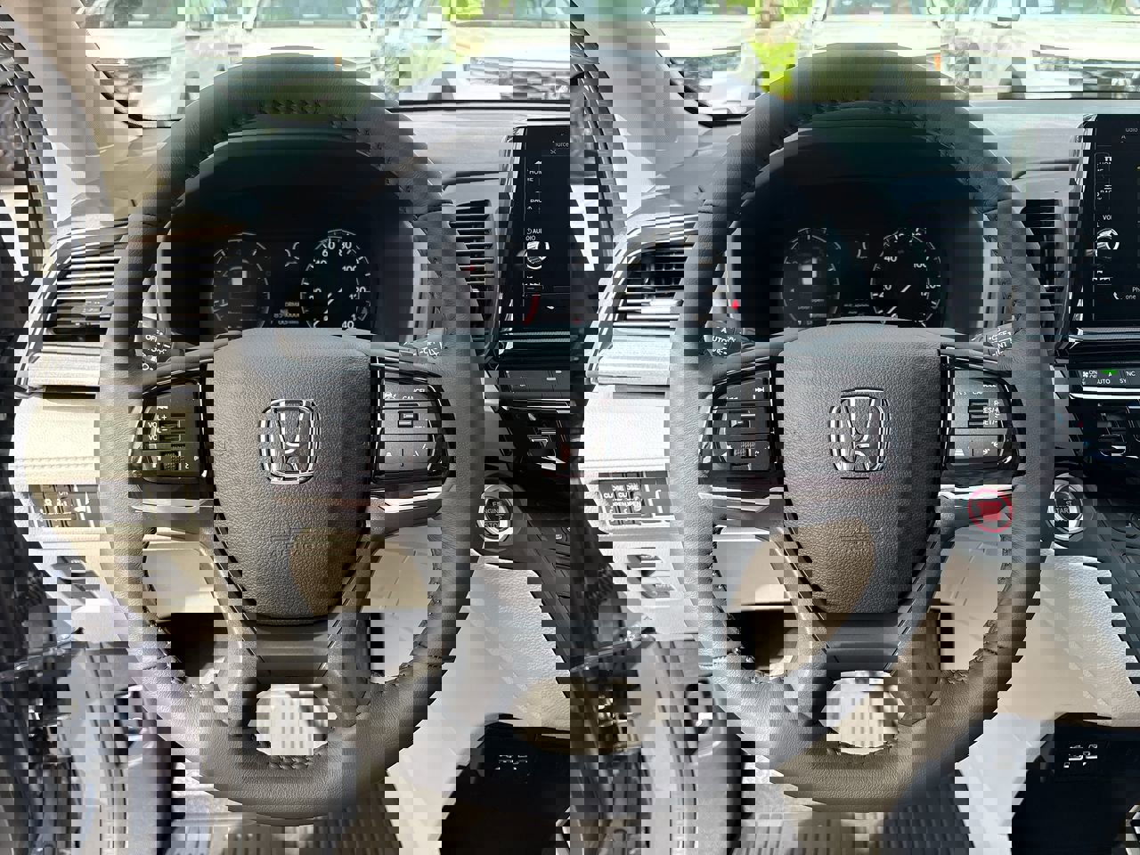 New 2026 Honda Odyssey EX-L image 15