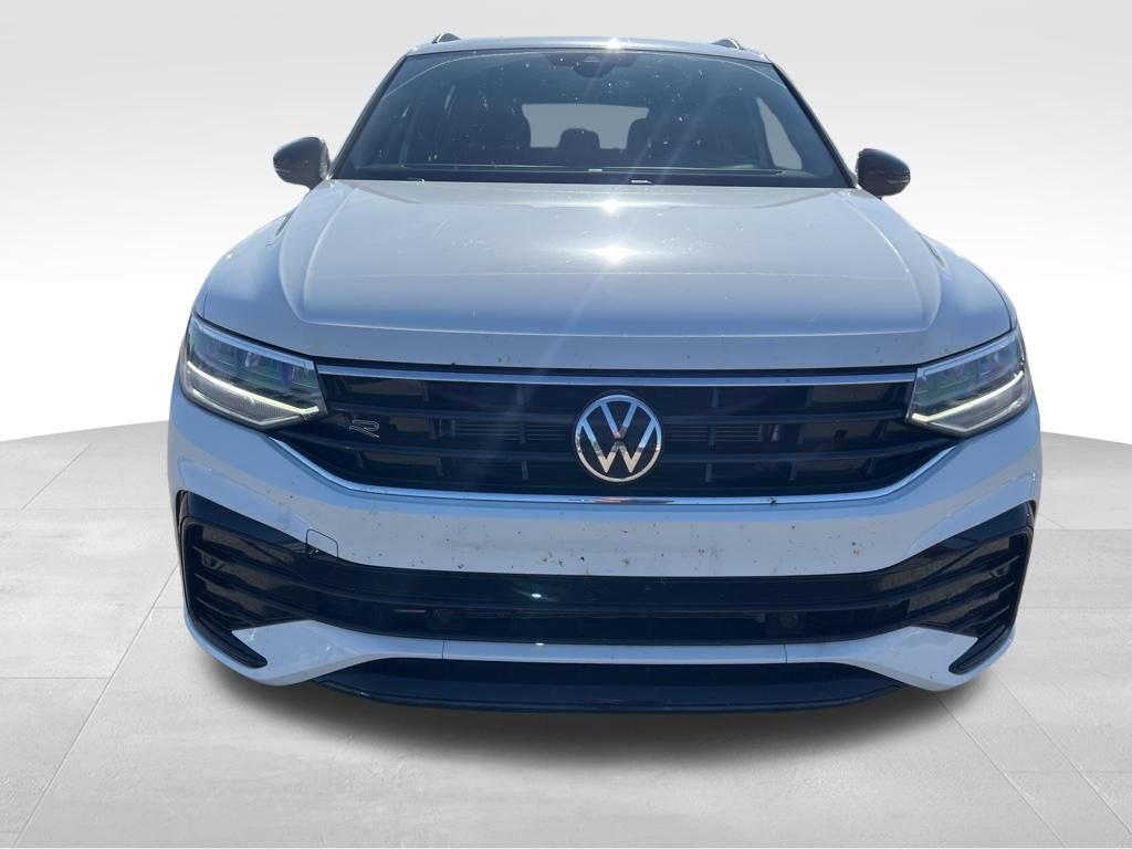 Used 2022 Volkswagen Tiguan SE R-Line AWD/4WD image 11