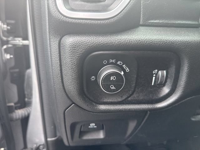 Used 2023 RAM 1500 Big Horn AWD/4WD image 12