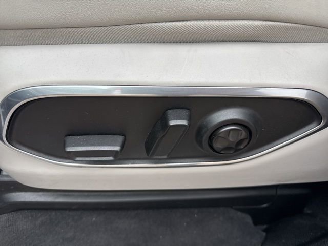 Used 2024 Jeep Wagoneer Series III image 13