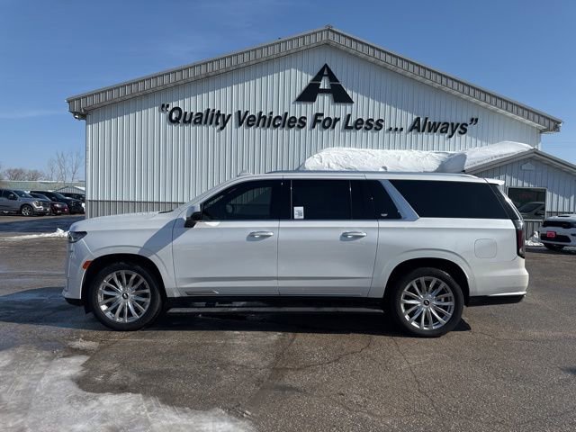 Used 2021 Cadillac Escalade ESV Premium Luxury w/ Driver Assist Tech Package image 4