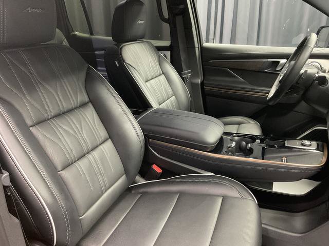 Used 2026 Buick Enclave Avenir w/ Super Cruise Package AWD/4WD image 16