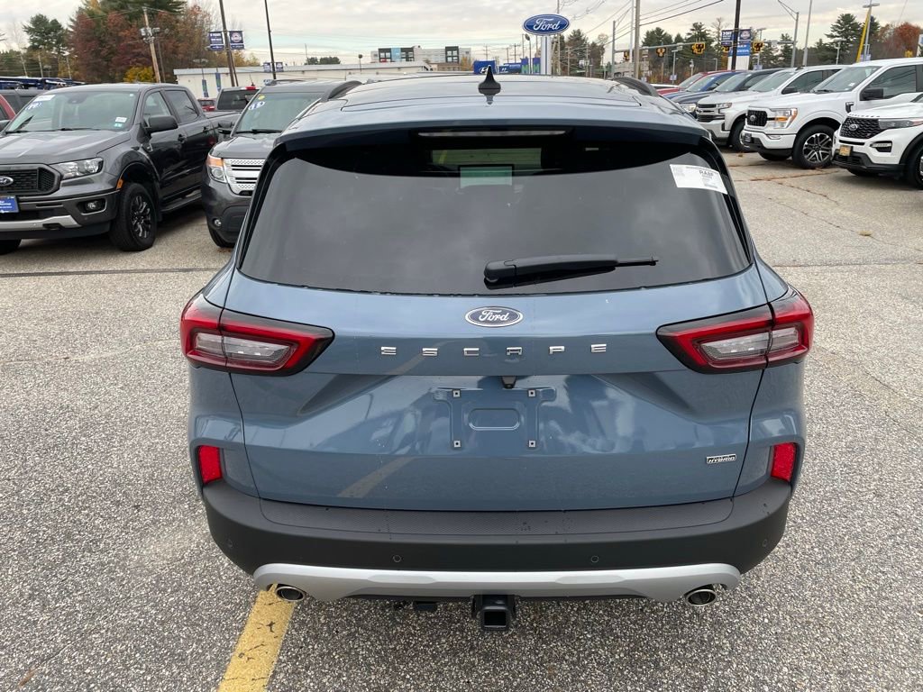 New 2026 Ford Escape SE w/ Class II Trailer Tow Package FWD image 4