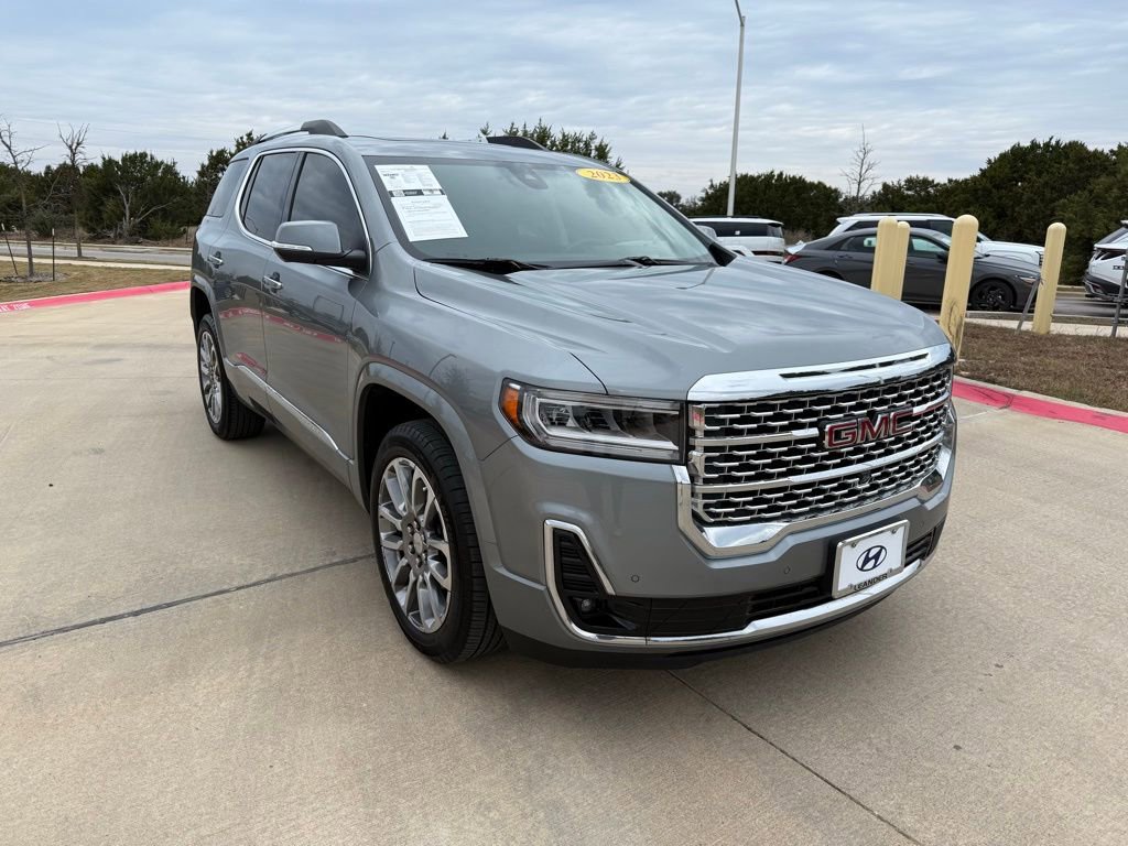 Used 2023 GMC Acadia Denali w/ Denali Ultimate Package image 3