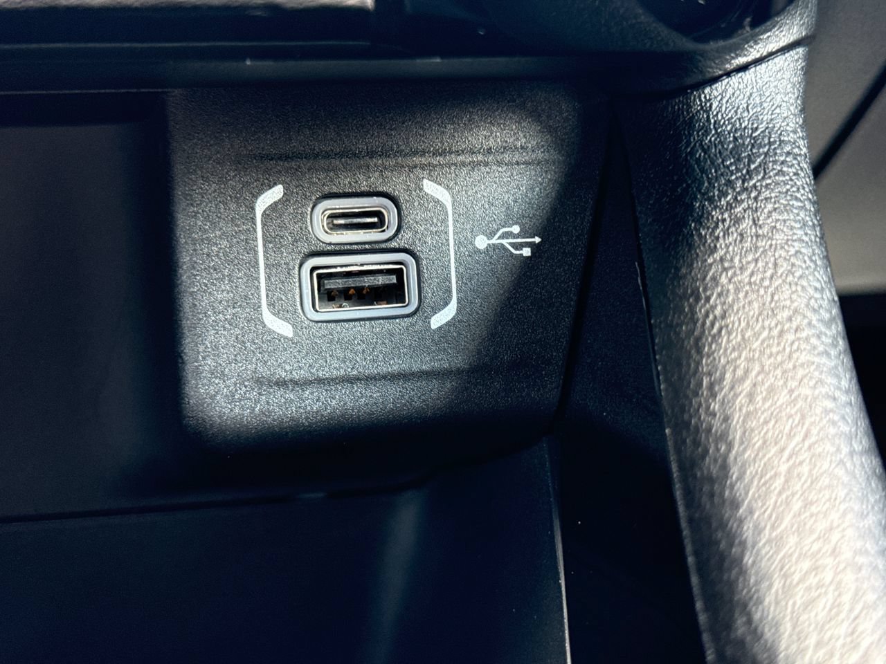 Certified 2025 Jeep Compass Limited AWD/4WD image 29