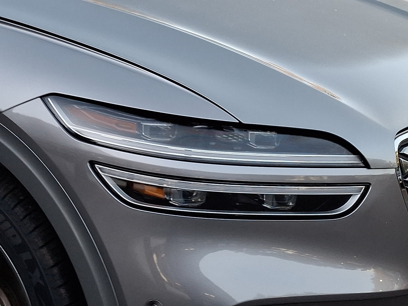 Certified 2023 Genesis Electrified GV70 w/ Prestige Package AWD/4WD image 9