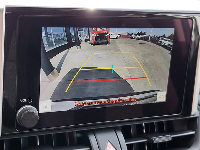 Used 2025 Toyota RAV4 XLE image 26