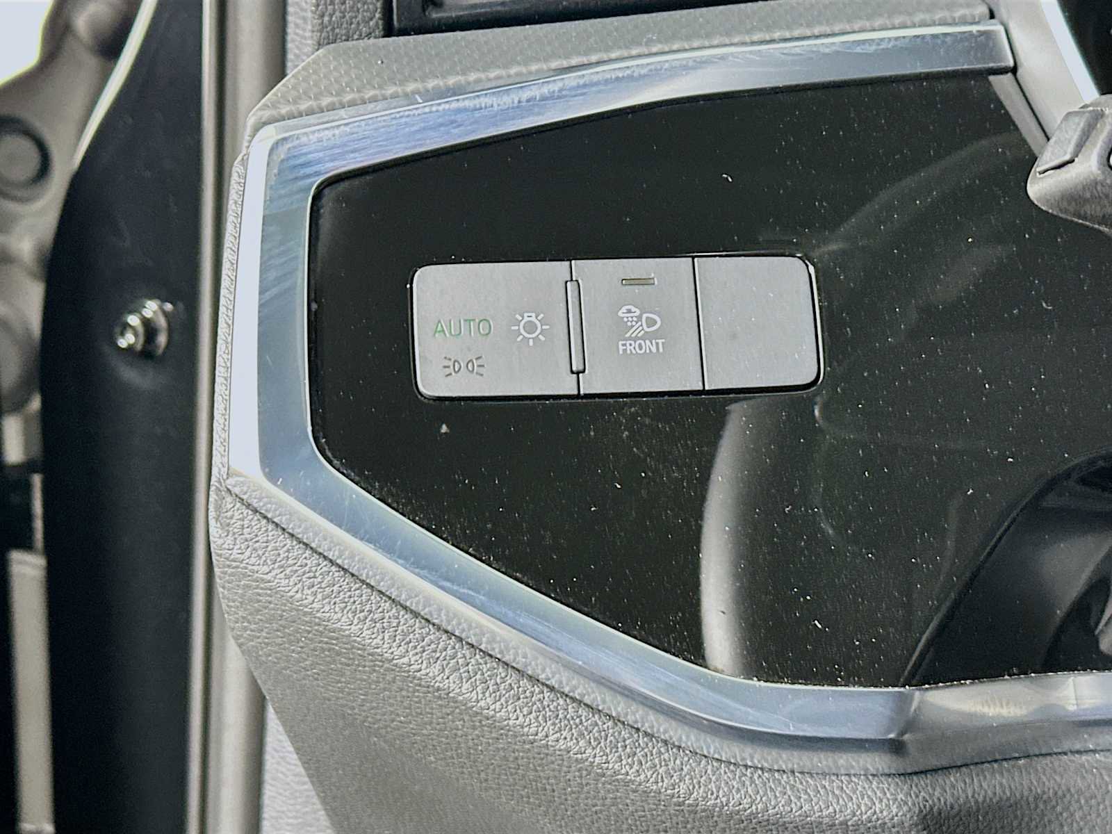 Used 2024 Audi Q3 2.0T Premium w/ Convenience Package image 10