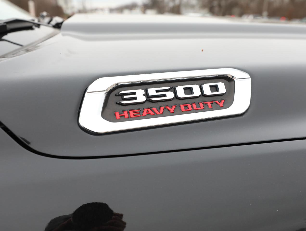 Used 2022 RAM 3500 Laramie AWD/4WD image 6