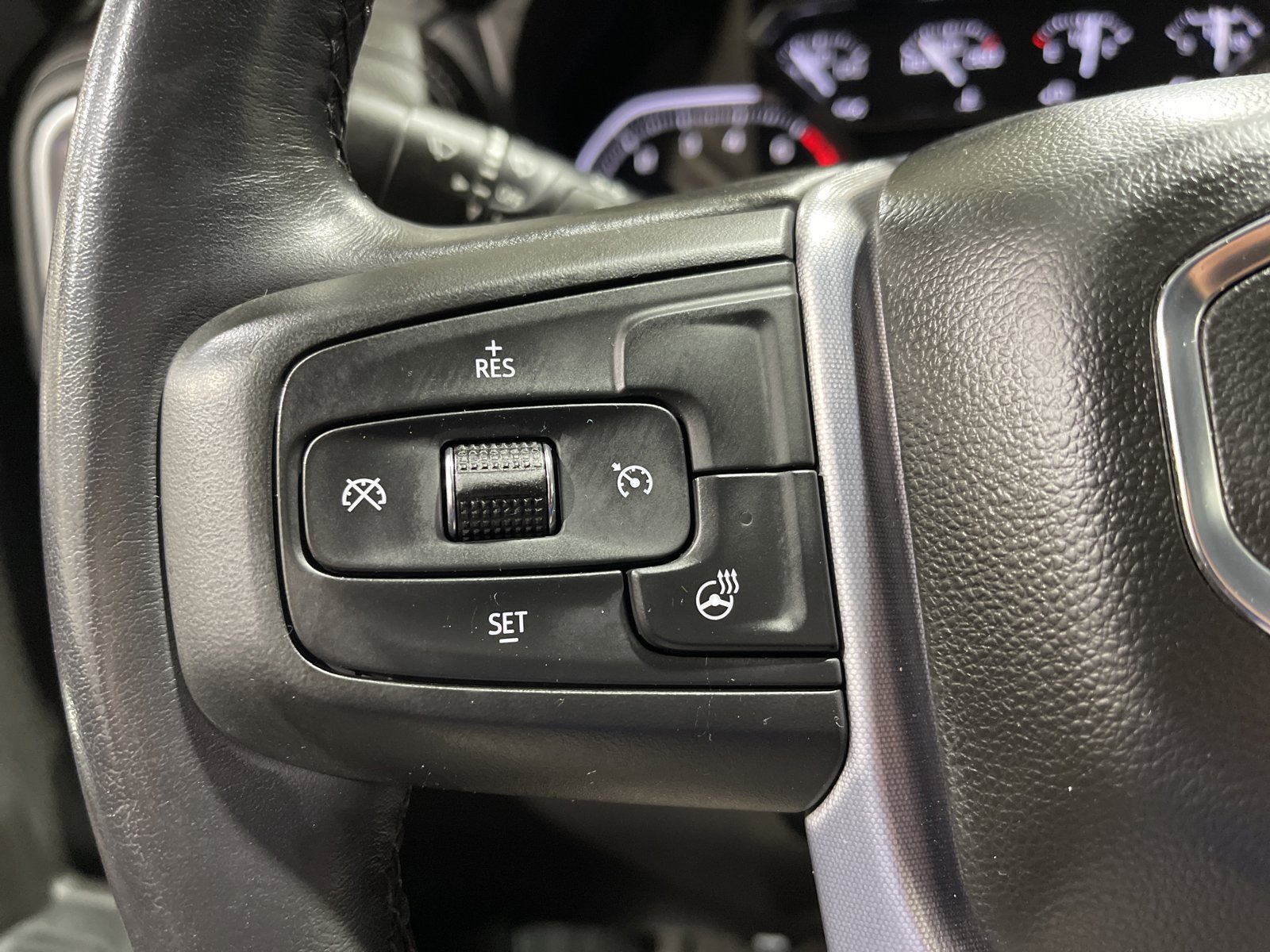 Used 2021 GMC Sierra 1500 SLT w/ SLT Premium Package AWD/4WD image 30