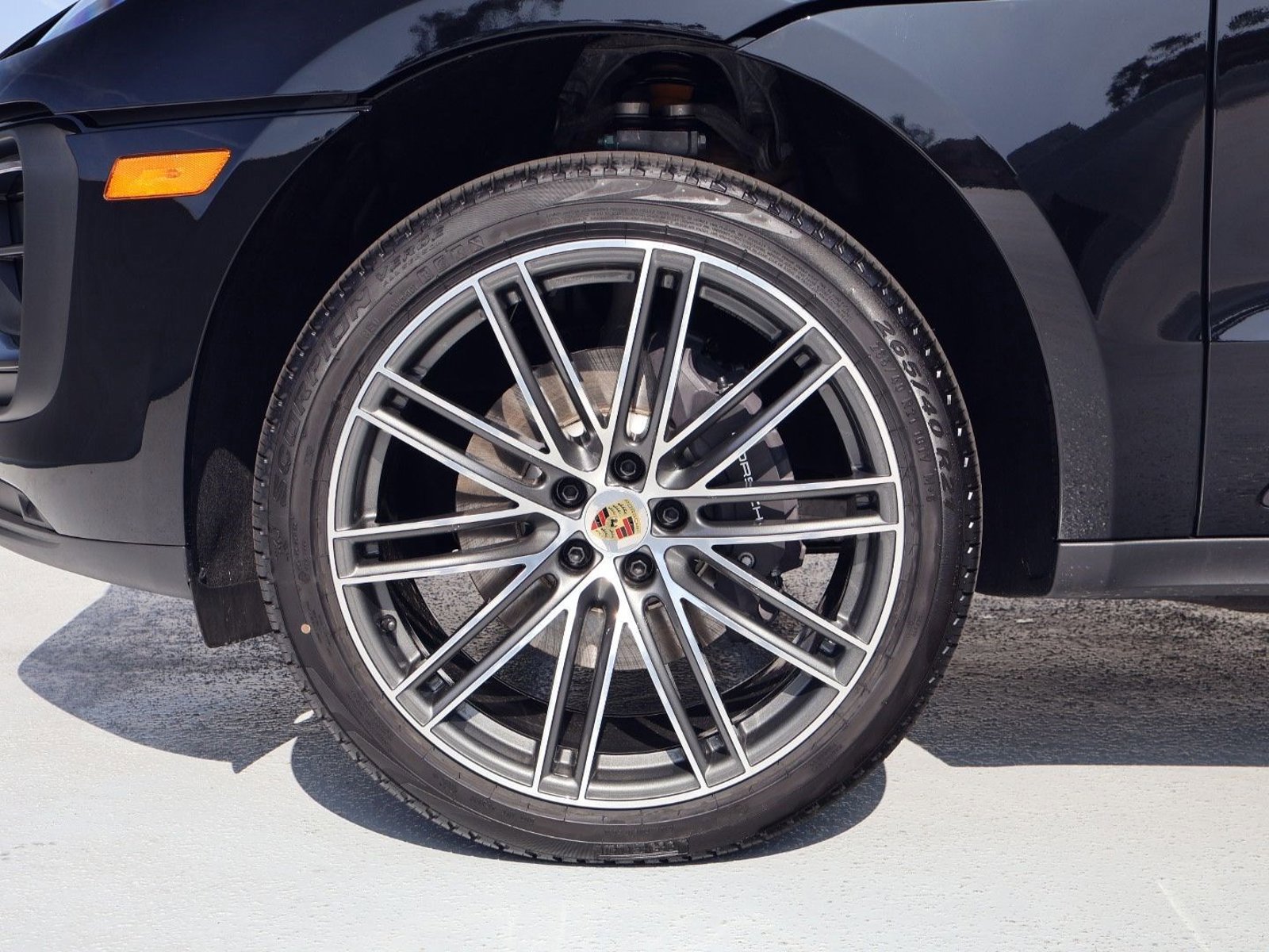 New 2026 Porsche Macan image 26