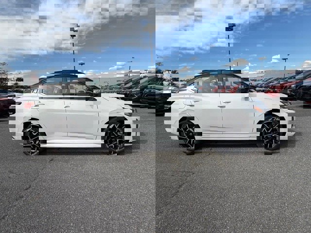 New 2025 Nissan Sentra SR w/ SR Premium Package image 4