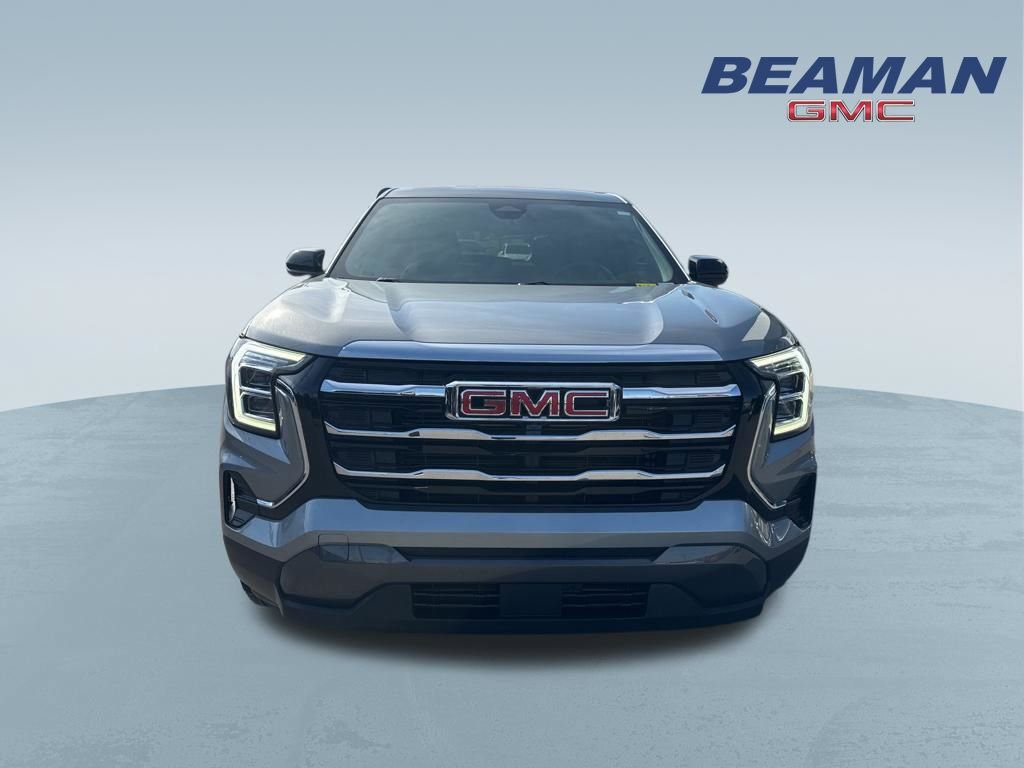 Used 2025 GMC Terrain Elevation AWD/4WD image 2