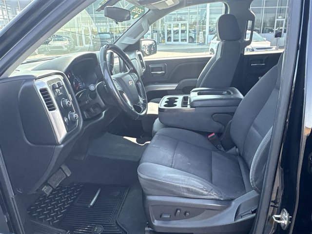 Certified 2019 Chevrolet Silverado 1500 LT w/ LPO, Chrome Package AWD/4WD image 17