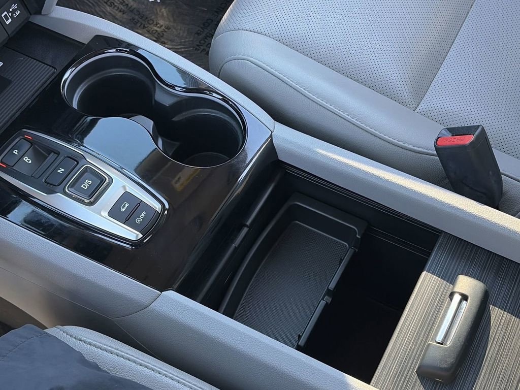 Used 2021 Honda Pilot Elite image 19